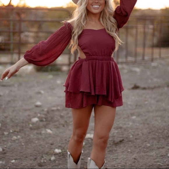 Maroon romper, purchased from 7 Bar Boutique - Picture 2 of 5